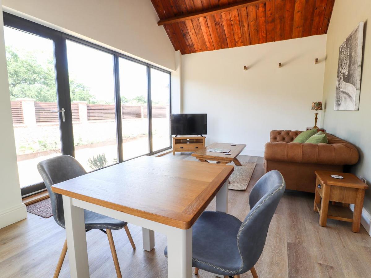 Swallow Cottage Sandbach Esterno foto