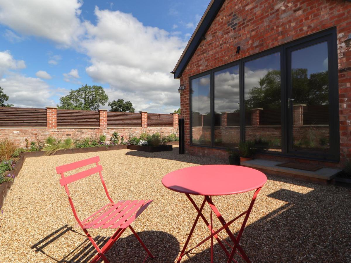 Swallow Cottage Sandbach Esterno foto